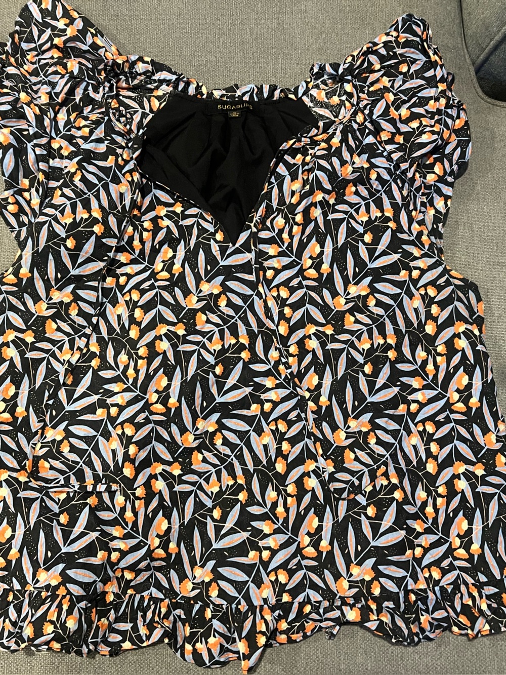 Sugarlips Black Floral Ruffle Sleeve Top